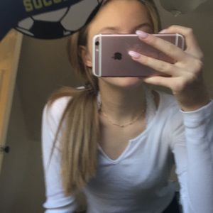 Meet your Posher, Ellie